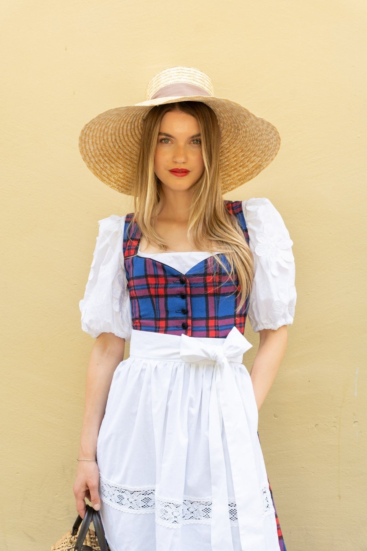 KARO DIRNDL TARTAN LOVE ROYALBLAU/ ROT - JAN&INA Trachten