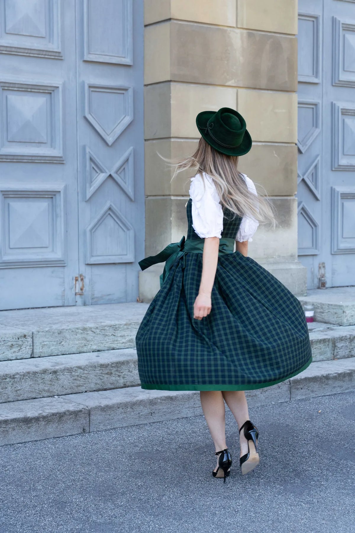 KARO DIRNDL TARTAN LOVE DUNKELBLAU/ TANNENGRÜN - JAN&INA Trachten