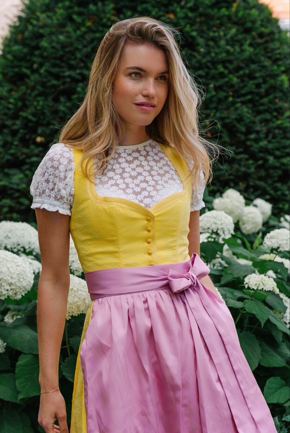 LEINENDIRNDL MONOCHROME LOVE GELB/ SORBETROSA - JAN&INA Trachten
