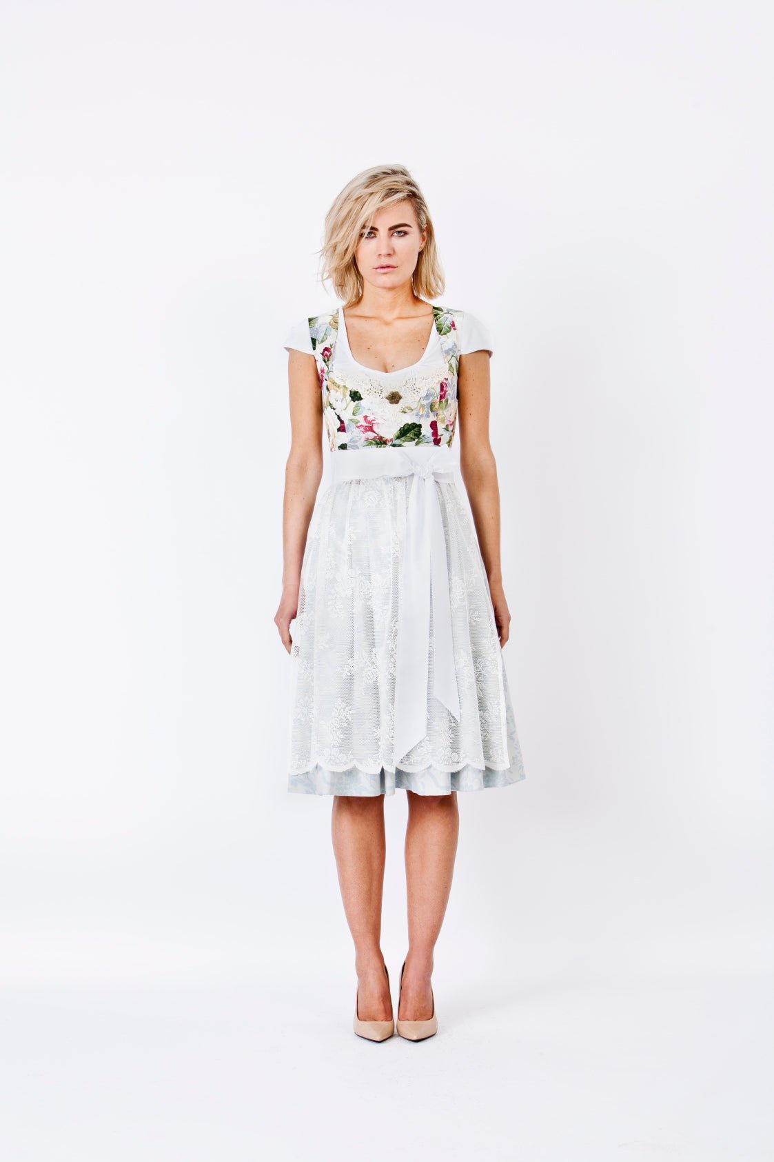 HOCHZEITSDIRNDL VINTAGE OXFORD FLOWERS HELLBLAU - JAN&INA Trachten
