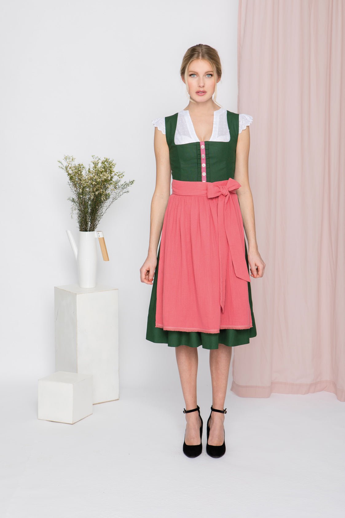 LEINEN DIRNDL TRADITIONAL TANNE/LACHS - JAN&INA Trachten