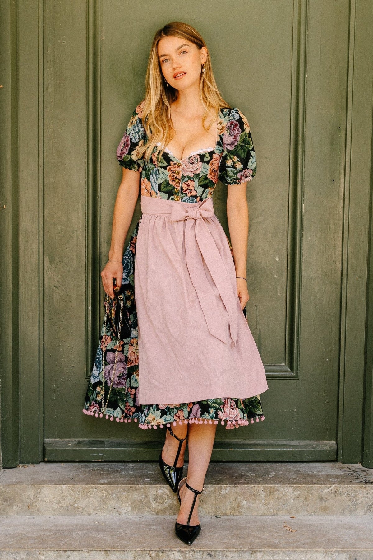 DIRNDL VINTAGE GOBELIN FLOWERS SCHWARZ/ ALTROSA - JAN&INA Trachten