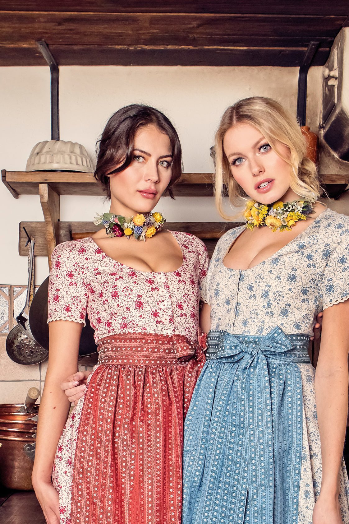 BAUMWOLL - TRADITIONSDIRNDL ROT - JAN&INA Trachten