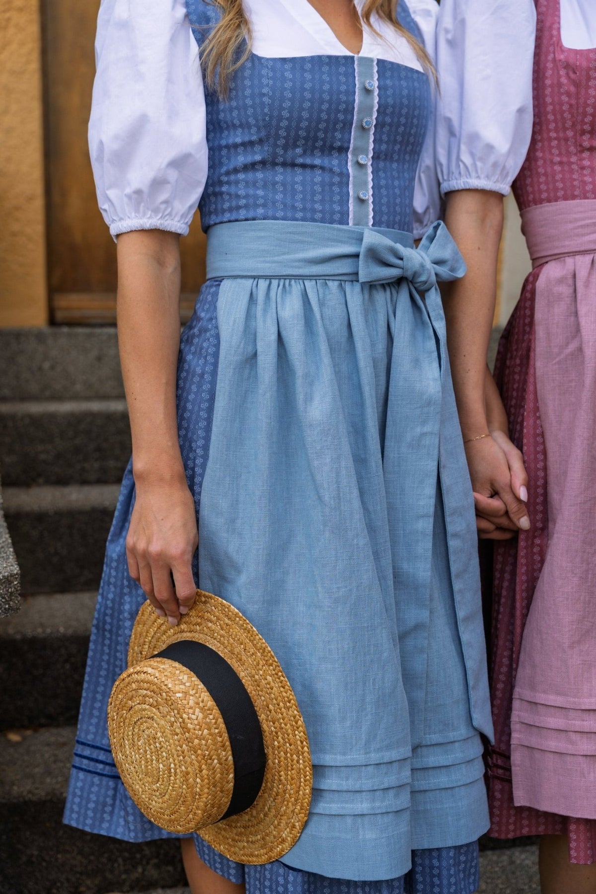 BW DIRNDL VINTAGE STRIPED FLOWER TAUBENBLAU - JAN&INA Trachten