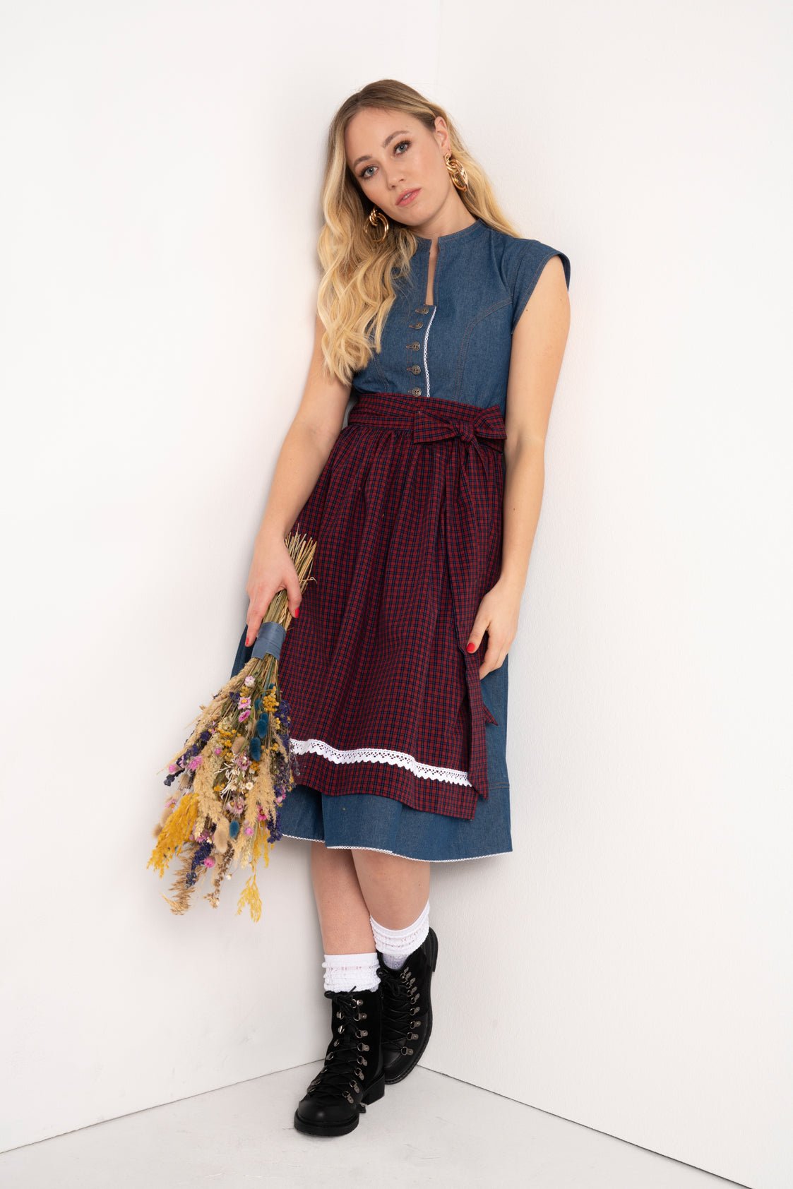 JEANS DIRNDLKLEID MITTELBLAU/ ROT - JAN&INA Trachten