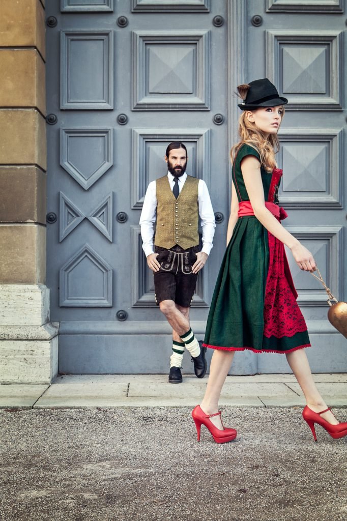 DIRNDL LODEN WALDGRÜN/ROT - JAN&INA Trachten