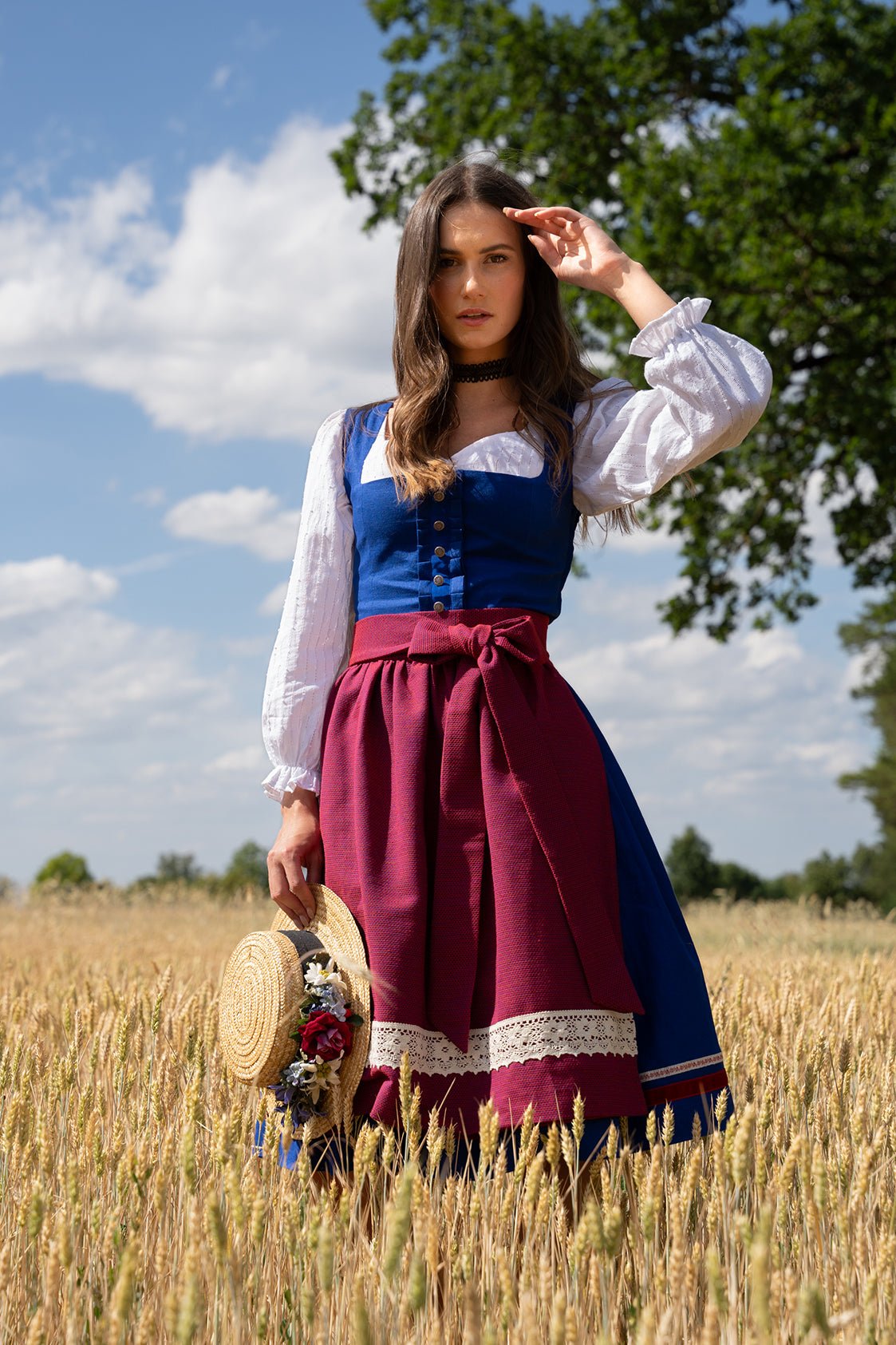 LEINENDIRNDL LIMITED EDITION 2023 TEGERNSEE TRADITION ENZIAN/ ROT - JAN&INA Trachten