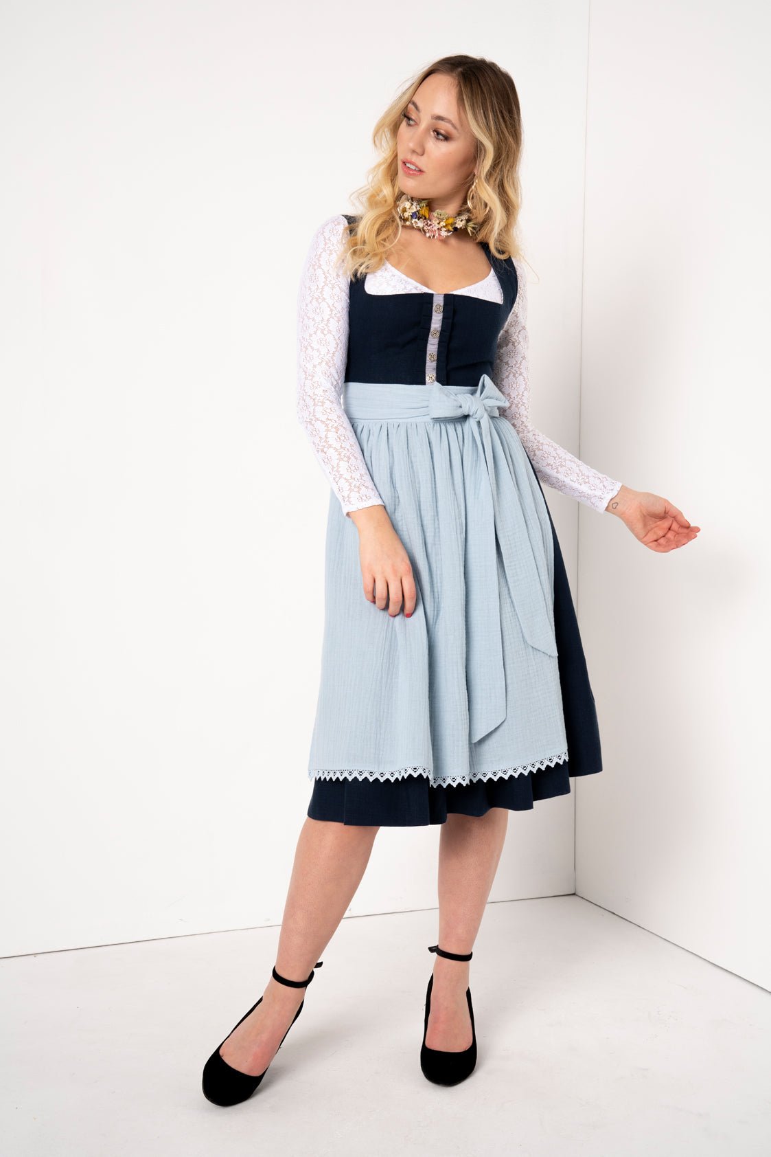 LEINEN DIRNDL TRADITIONAL MARINE/ HELLBLAU - JAN&INA Trachten