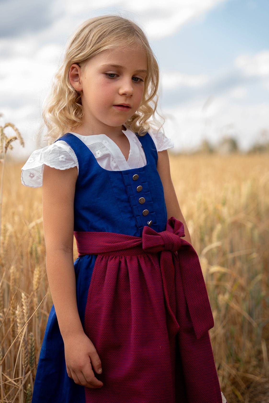MINI ME - LEINENDIRNDL LIMITED EDITION 2023 TRADITION ENZIAN/ ROT - JAN&INA Trachten